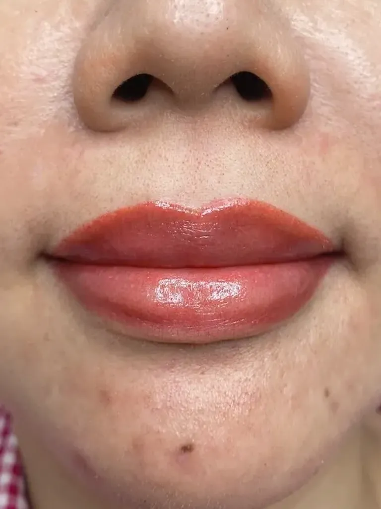 Lip Blush Treatment